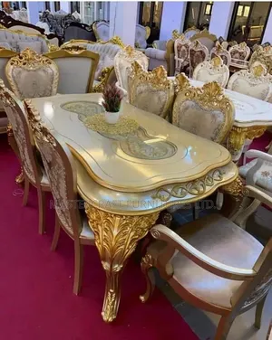 Royal Dining Table by 6 Seater 
2m