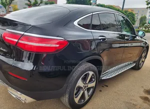 Mercedes-Benz GLC-Class 2017 Black