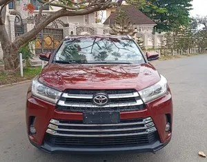 Toyota Highlander 2016 Red