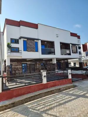 4bdrm Duplex in Lekki for sale