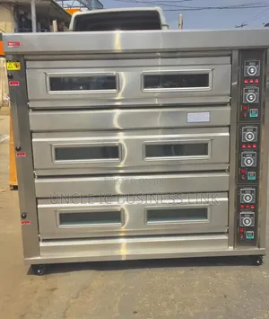 9 Trays Gas Oven
