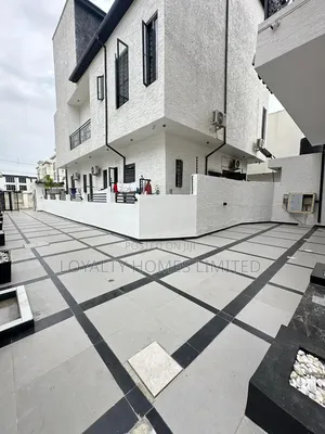 Furnished 5bdrm Duplex in Ologolo for sale