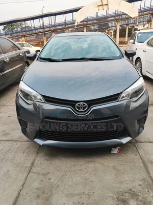 Toyota Corolla LE Premium 4dr Sedan (1.8L 4cyl CVT) 2014 Gray