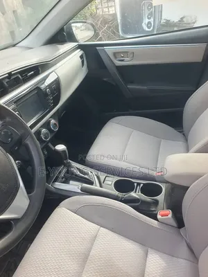 Toyota Corolla LE Premium 4dr Sedan (1.8L 4cyl CVT) 2014 Gray