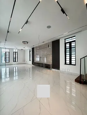 5bdrm Duplex in Lekki Phase 1 for sale