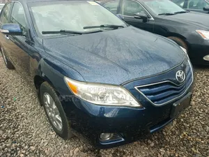 Toyota Camry 2011