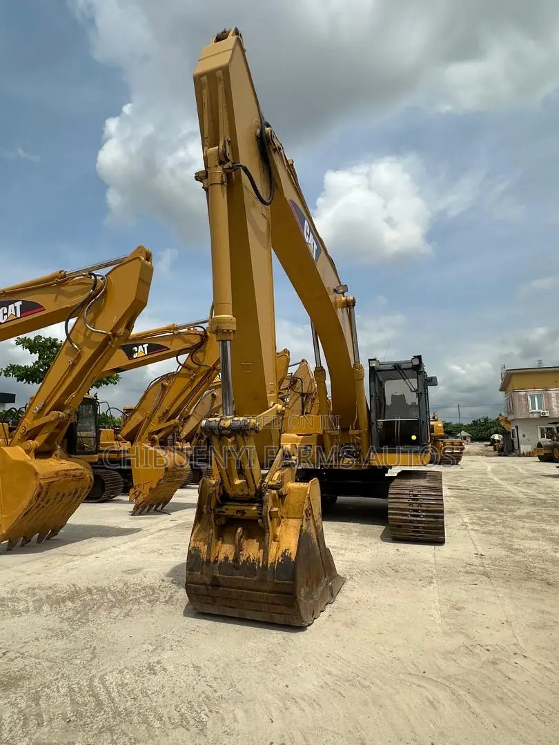Cat Excavator 325b