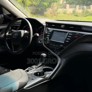 Toyota Camry XSE FWD (2.5L 4cyl 8AM) 2018 Blue