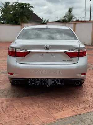 Lexus ES 350 FWD 2014 Silver