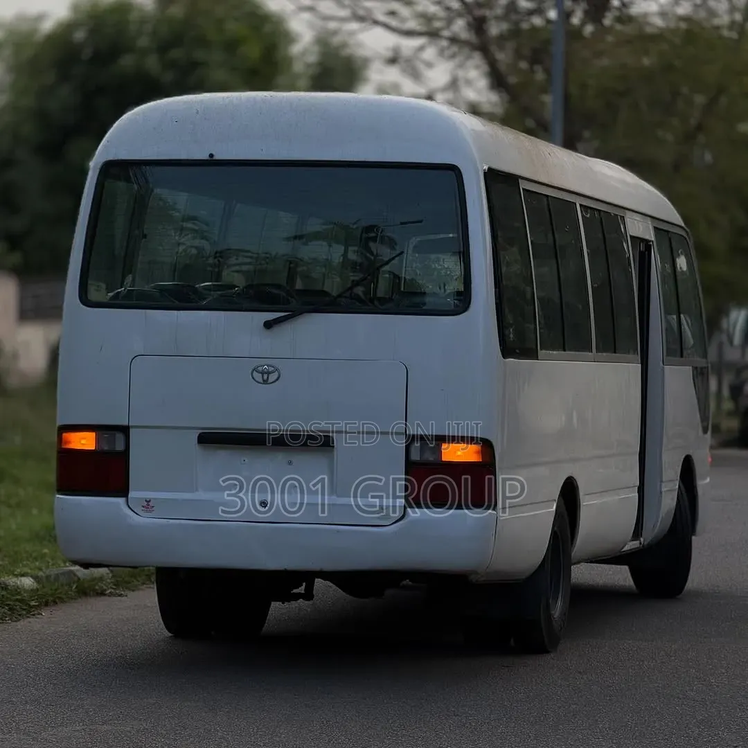 Toyota Coaster 2014 White