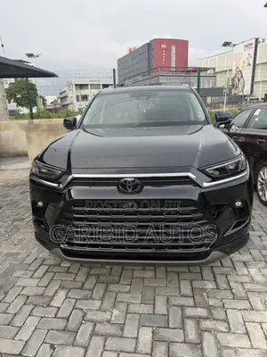 Toyota Highlander Platinum AWD 2024 Black