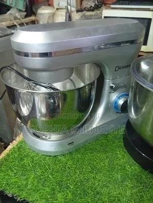 Belgium 6litres Dessinni Mixer Available