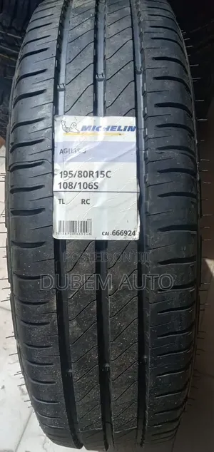 195/80r15 Michelin Tire