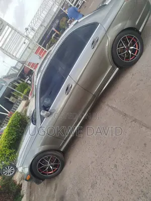 Mercedes-Benz C300 2011 Gray