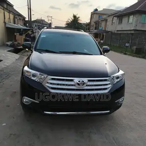 Toyota Highlander 2012 Black