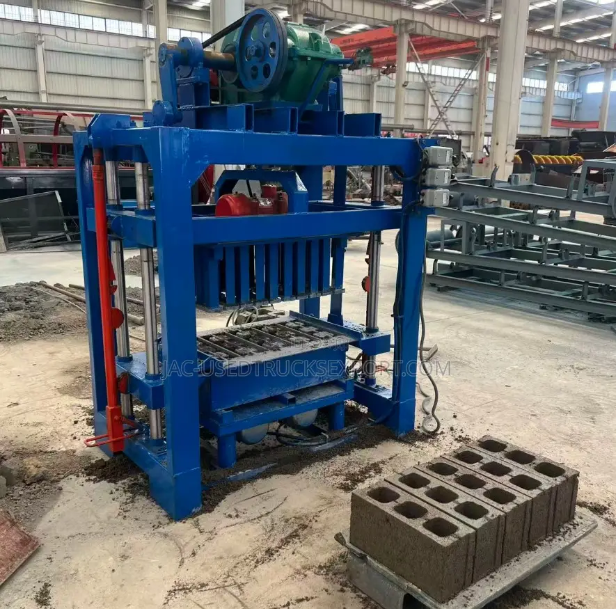 Brick Making Machine | Block Making Machine | Concrete Block Molder