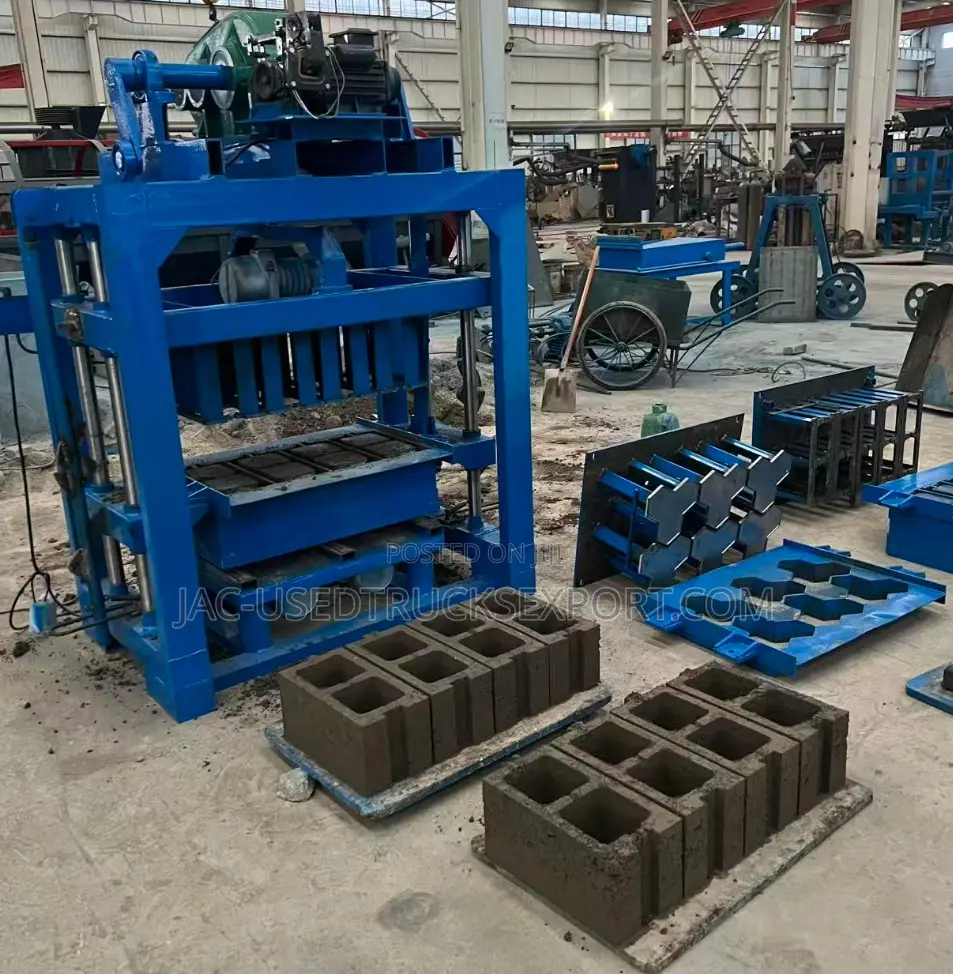 Brick Making Machine | Block Making Machine | Concrete Block Molder
