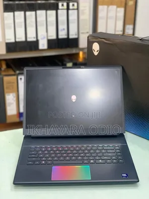 Laptop Alienware Area-51m 32GB Intel Core i9 SSD 1T
