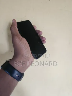 Apple iPhone X 64 GB Black