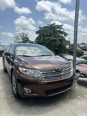 Toyota Venza V6 AWD 2011 Brown