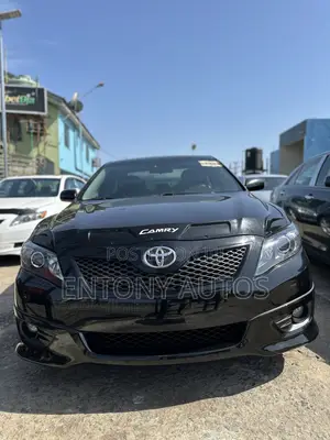 Toyota Camry SE V6 4dr Sedan (3.5L 6cyl 6A) 2011 Black