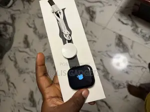 Series 10 With Apple Logo