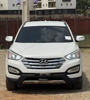 Hyundai Santa Fe 2014 White
