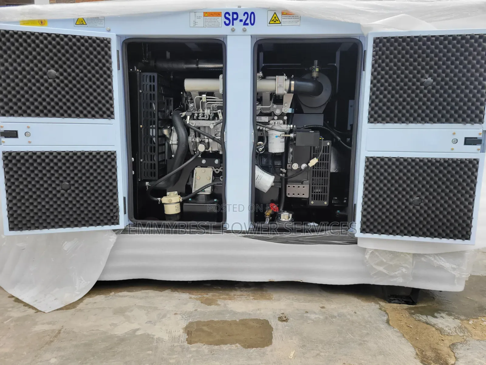 Strong Alternator and Copper Coil 20kva Soundproof