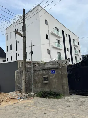 2bdrm Block of Flats in Ologolo for sale