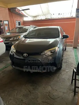 Toyota Corolla L 4dr Sedan (1.8L 4cyl 4A) 2014 Gray