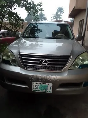 Lexus GX 2011 Silver