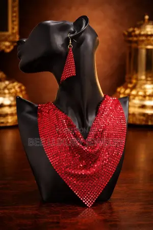 Baddie Neckpiece