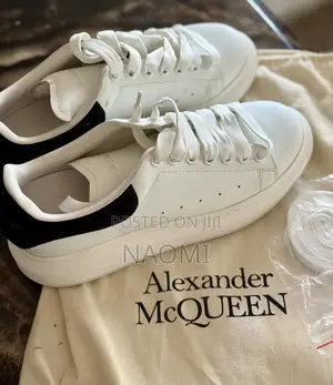 Alexander McQueen Sneaker