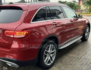 Mercedes-Benz GLC-Class 2019 Red