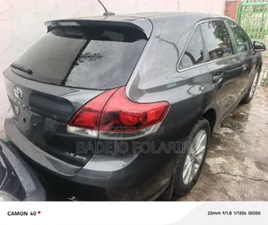 Toyota Venza LE 4dr Wagon (2.7L 4cyl 6A) 2014 Gray