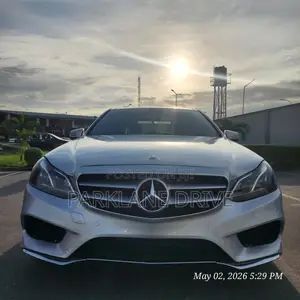 Mercedes-Benz E350 Base 4Matic Sedan AWD (3.5L 6cyl 7A) 2014 Gray
