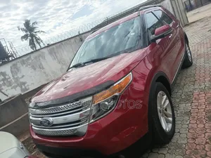 Ford Explorer XLT 4dr 4x4 (3.5L 6cyl 6A) 2012 Red