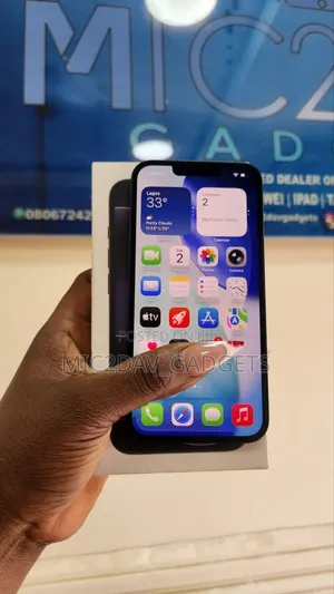 New Apple iPhone 17e 256 GB Black
