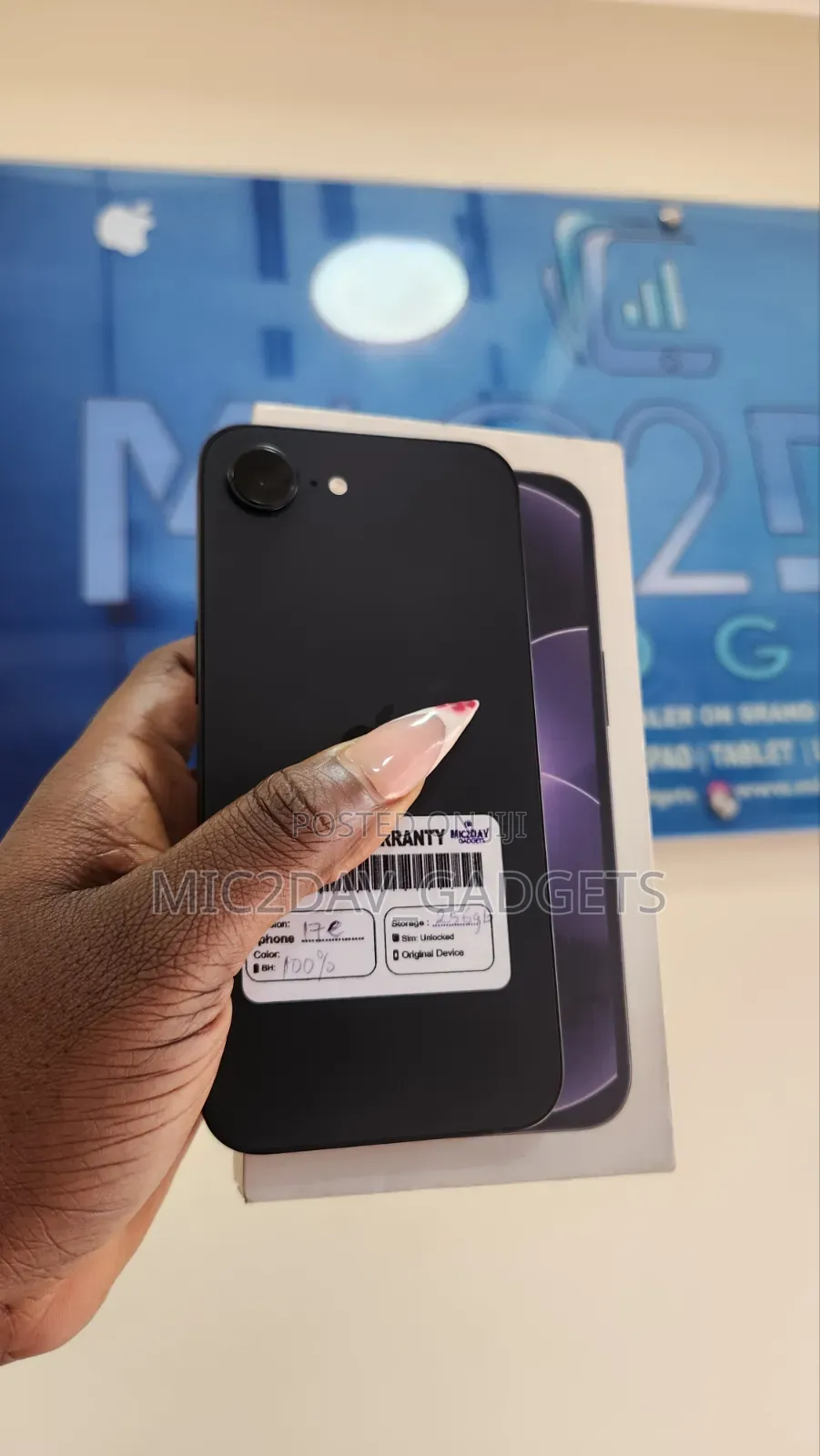 New Apple iPhone 17e 256 GB Black