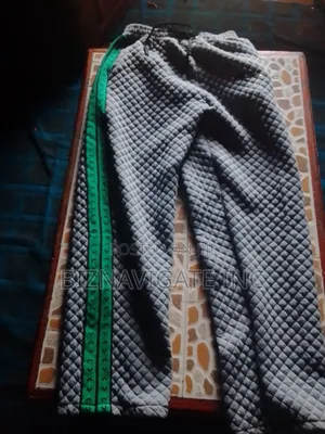 Original Louis Vuitton Sweaters
