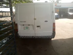 Ford Transit 2005 White