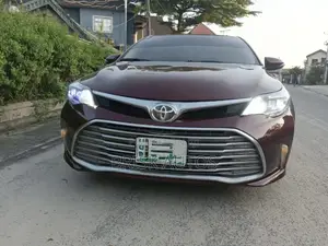 Toyota Avalon Limited 4dr Sedan (3.5L 6cyl 6A) 2015 Brown