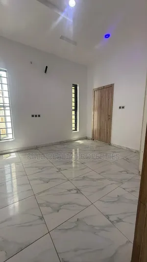 4bdrm Duplex in Ikota Villa for rent