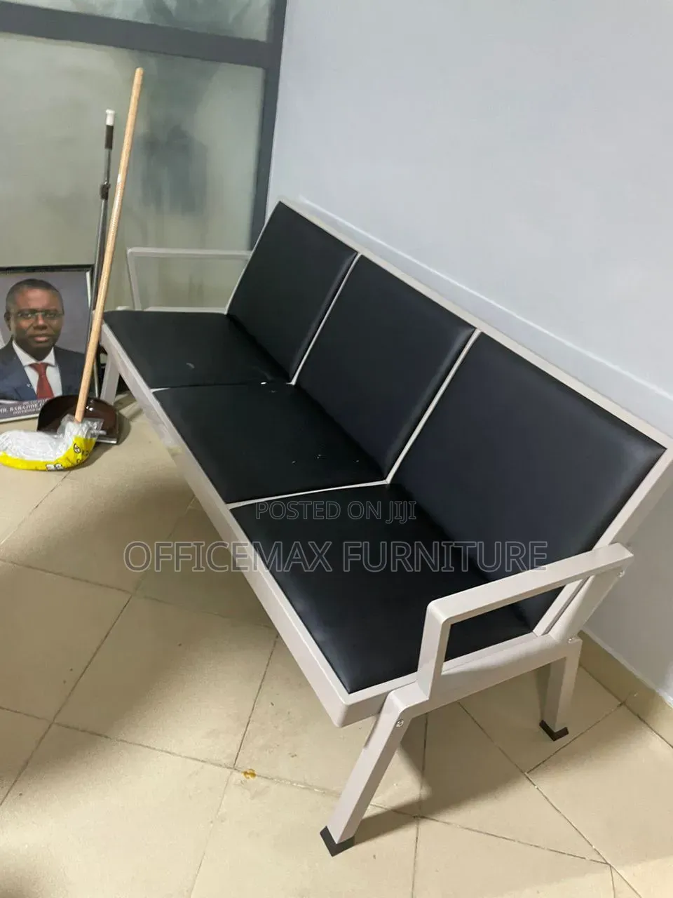Executive Three Sitters Chair