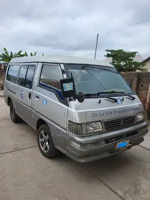 Mitsubishi Delica 2007 Grey