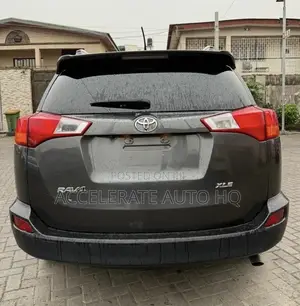 Toyota RAV4 XLE 4dr SUV (2.5L 4cyl 6A) 2015 Gray