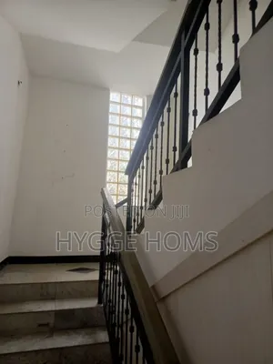 4bdrm Townhouse / Terrace in Oniru Estate, Victoria Island Extension