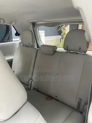 Toyota Sienna XLE 7 Passenger 2012 Gray