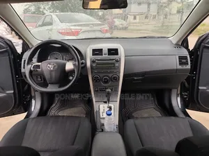 Toyota Corolla 2012 Black