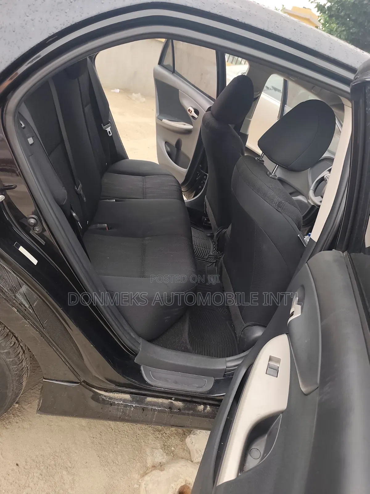Toyota Corolla 2012 Black